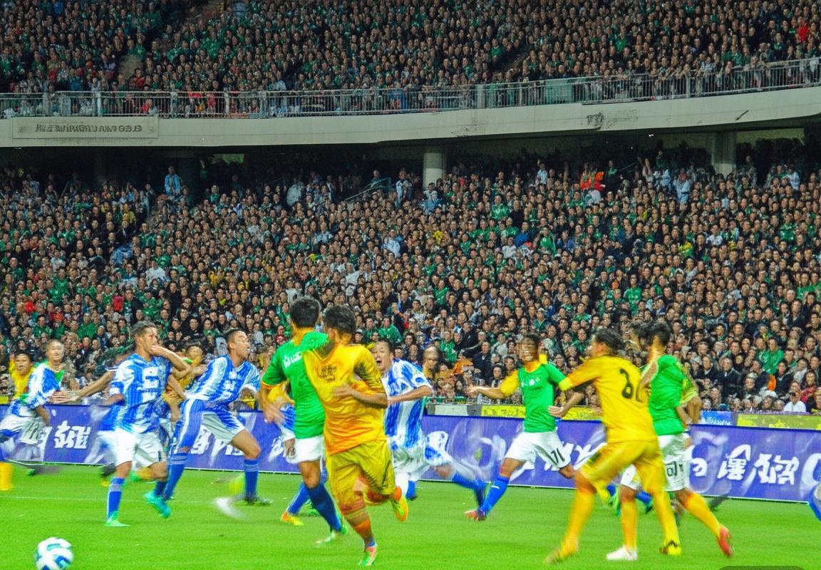 国安主场力克河北，展现坚韧与战术智慧(图1)