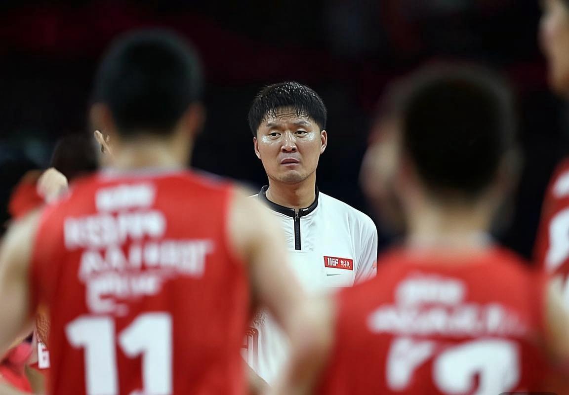 亚运巅峰对决：伊朗VS韩国精彩瞬间与裁判焦点解析(图4)